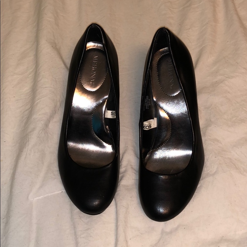 black merona heels